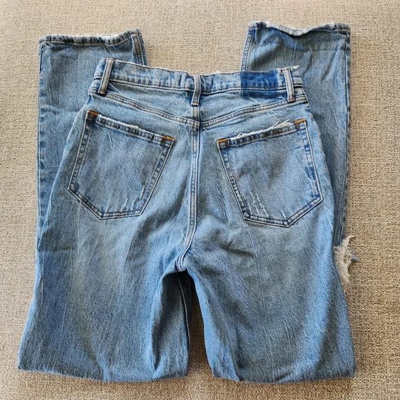 Abercrombie Fitch The 90s Straight Jean Ultra High Rise Size 8L/29 Medium Wash - Picture 6 of 6